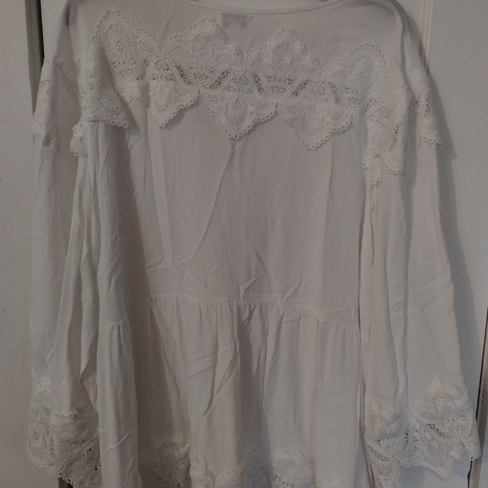 White lace trim Blouse